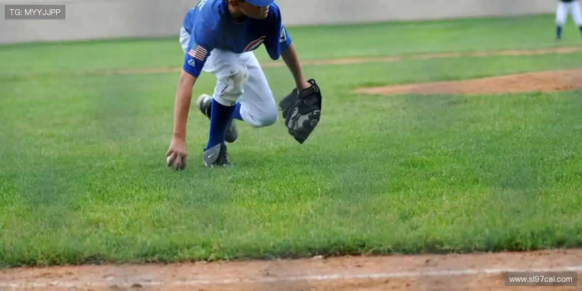 🎁 球迷专属，品质之选！周边好物，让热爱触手可及！